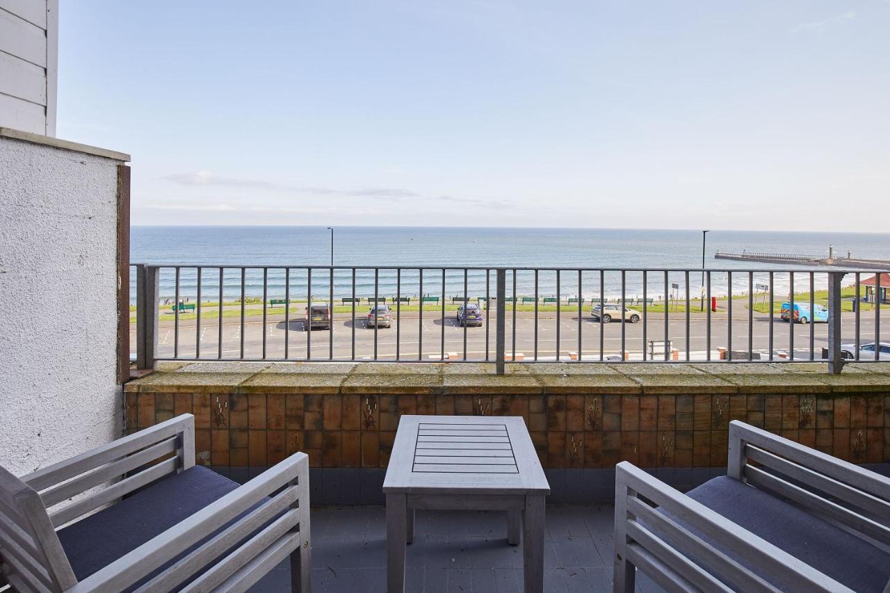 Host & Stay - 4 Metropole Towers Whitby Exterior photo
